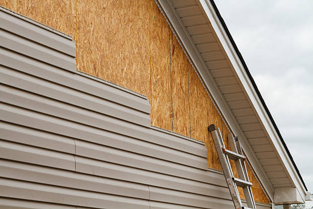 24/7 Emergency Siding Replacement experts in Quincy, MA